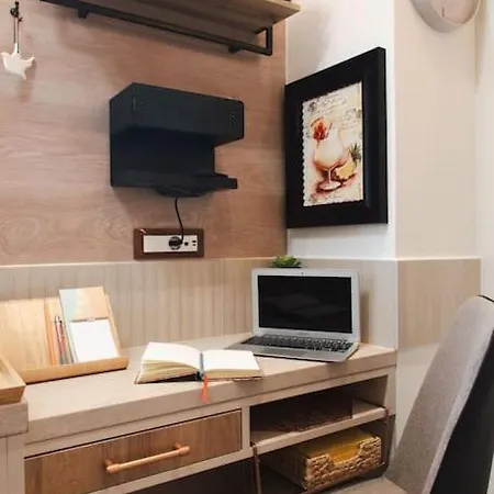 Kifissia Blέ Limε Appεrol Malomar Homing * Athènes